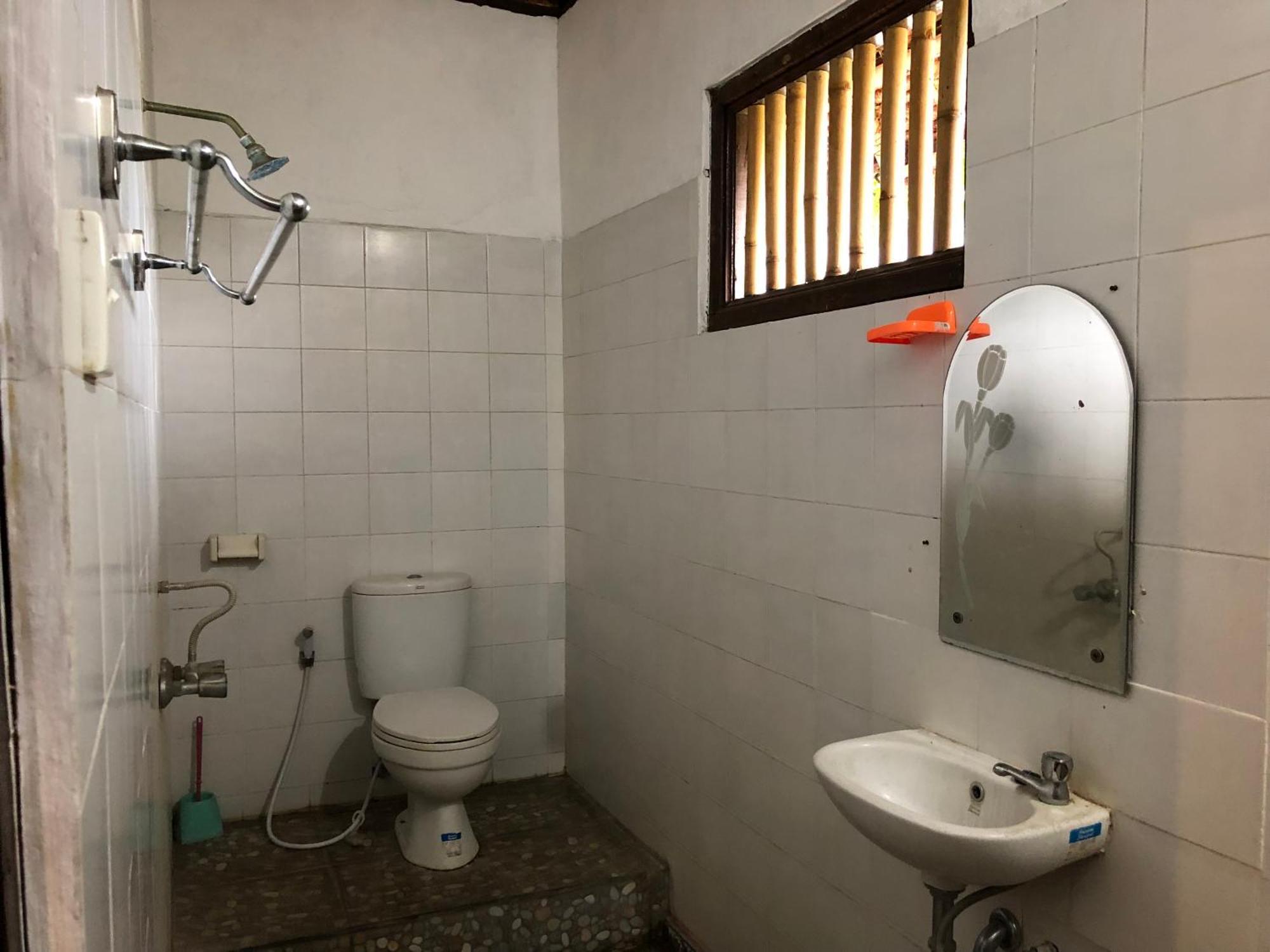 1Bd Guest House In Family Compound1, 15 Minute Walk To Yoga Barn Ubud Exteriör bild