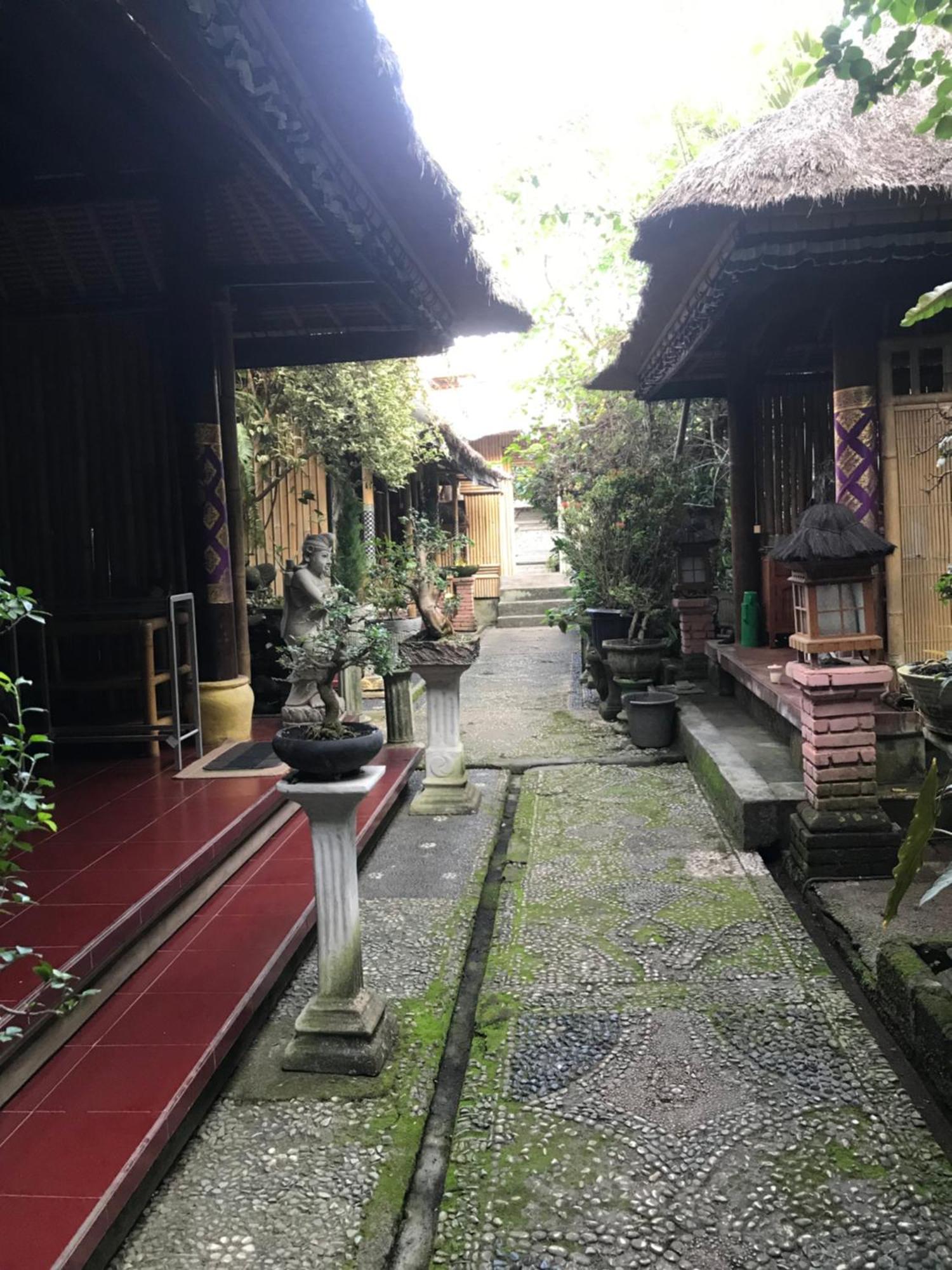 1Bd Guest House In Family Compound1, 15 Minute Walk To Yoga Barn Ubud Exteriör bild