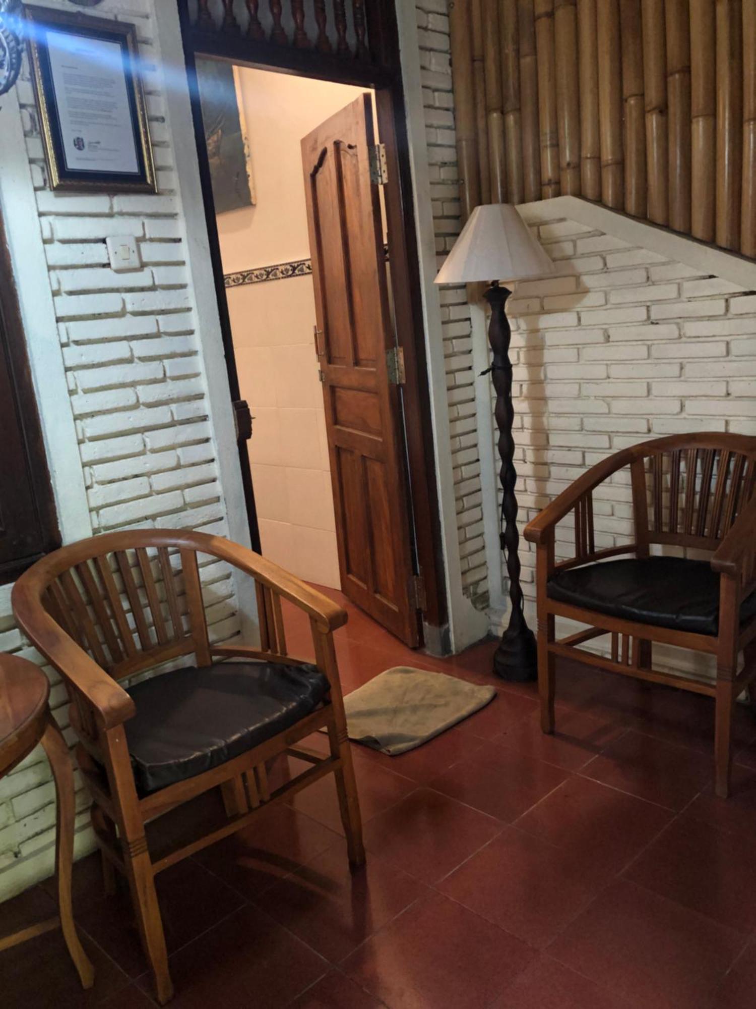 1Bd Guest House In Family Compound1, 15 Minute Walk To Yoga Barn Ubud Exteriör bild
